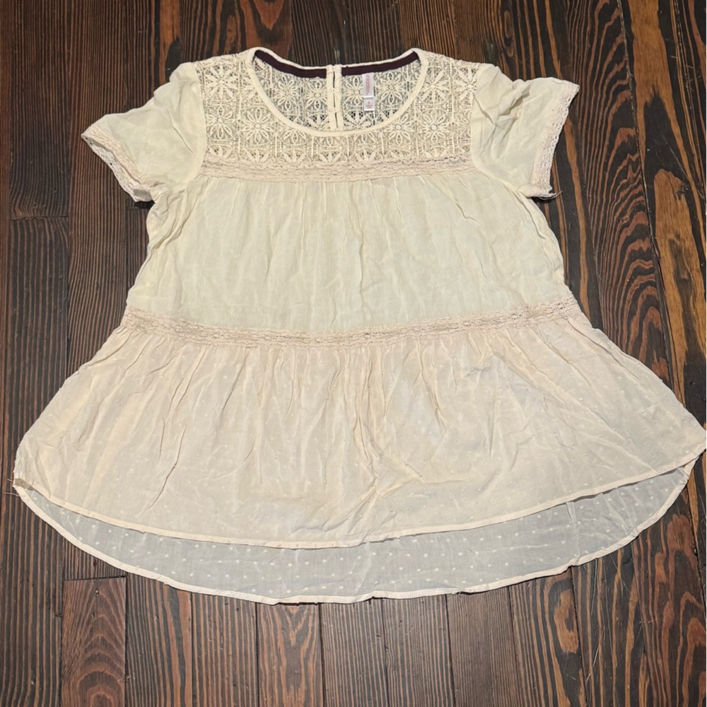 Xhilaration Lace Cream Top - Picture 1 of 5